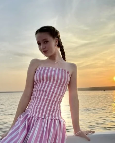Тая Скоморохова показала, как проводит лето с семьёй 😍