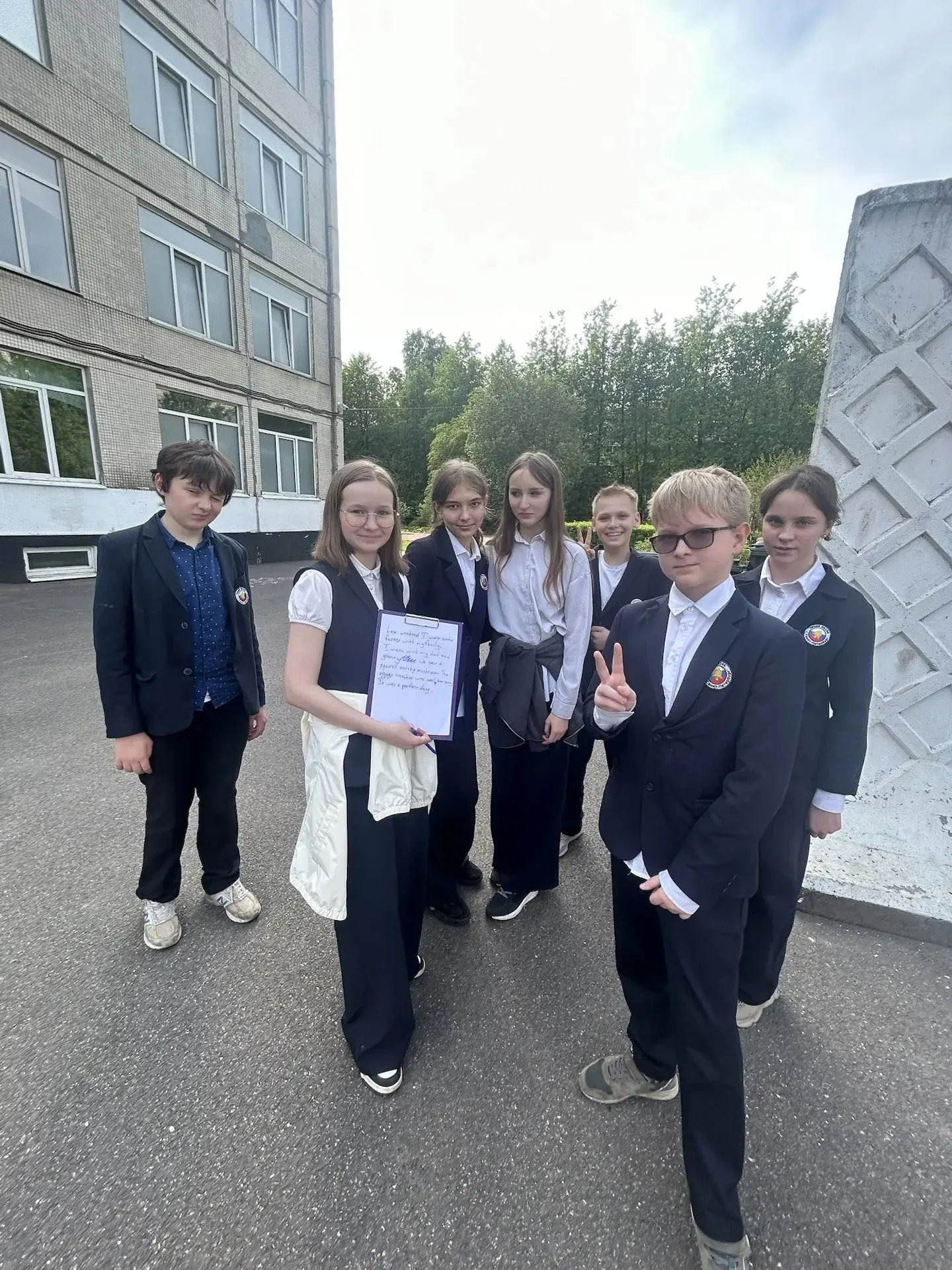 🌞Английский без парт: как прошёл урок в 6Б классе В 6Б классе Вайц Карина Сергеевна провела необычны