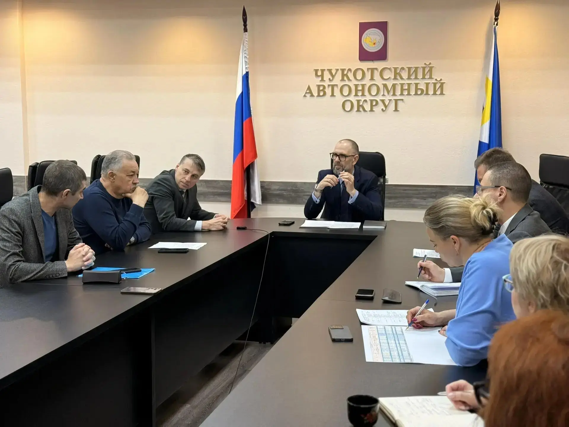 🚢 Стартовала навигация: первые суда с грузом направились на Чукотку