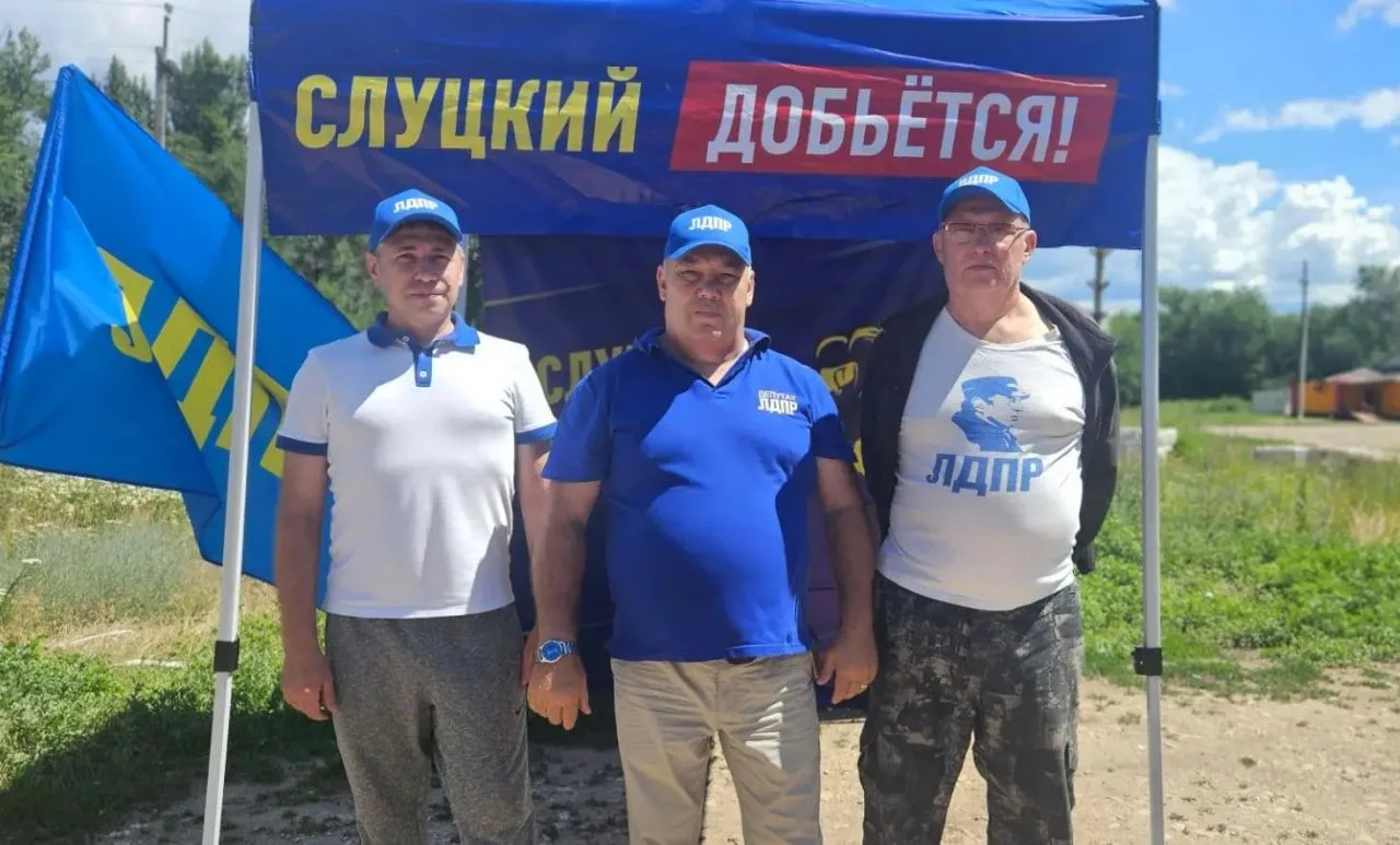 Жители Марксовского района жалуются на состояние дорог и отсутствие воды