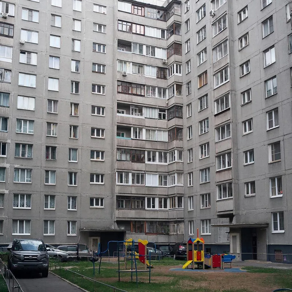 Могут ли жители 1 этажа не платить за лифт?

Жители первого этажа не могут автоматически освобождать