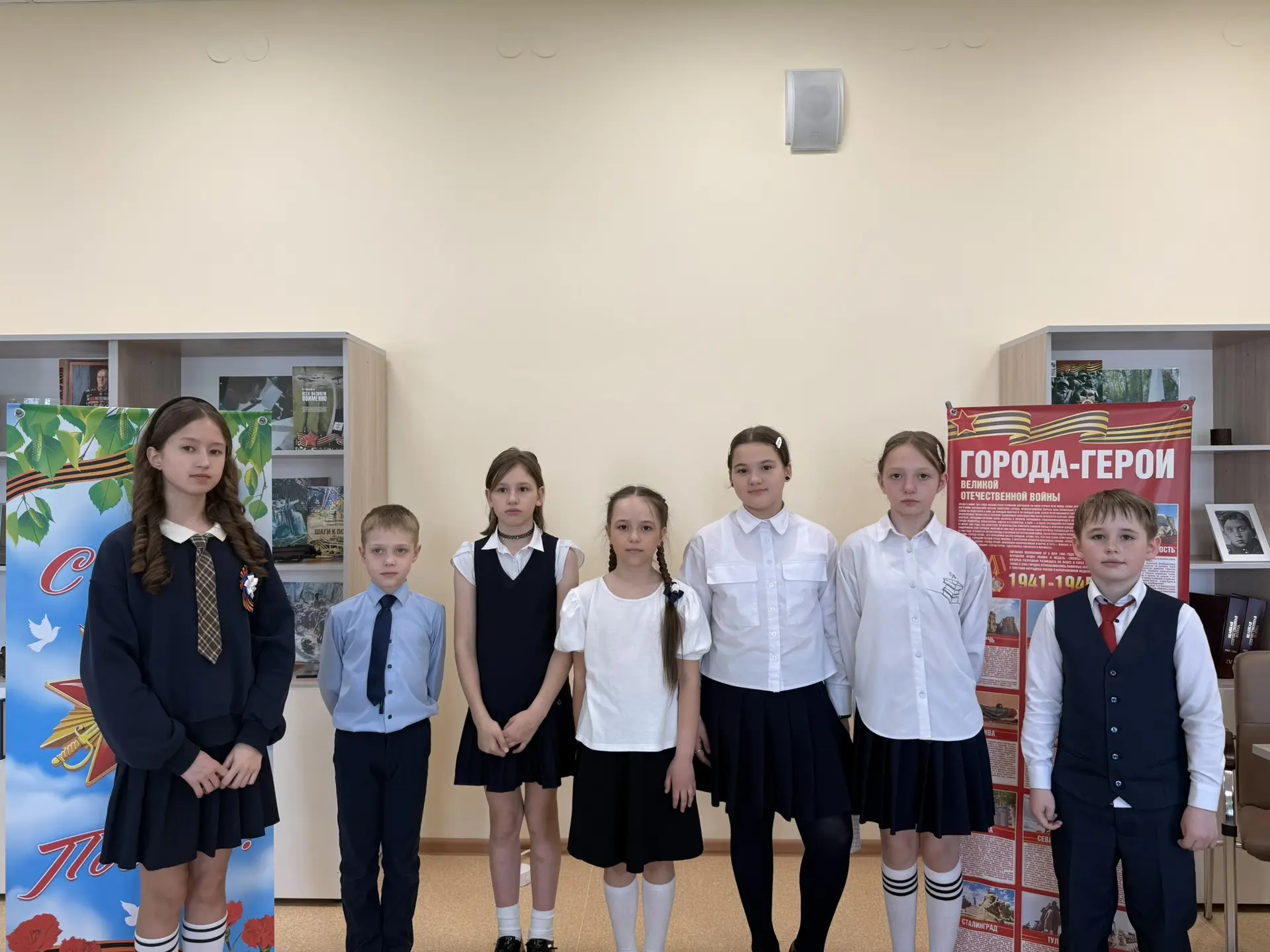 🎉 Сегодня прошел 3 этап игры "Что? Где? Когда?", и это было яркое событие в преддверии Дня Победы! 🇷