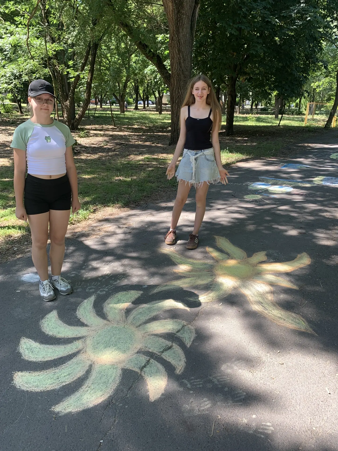 🌞 Лето в ярких красках

16 июля в Центре технического творчества прошёл конкурс рисунков «Рисуем ле