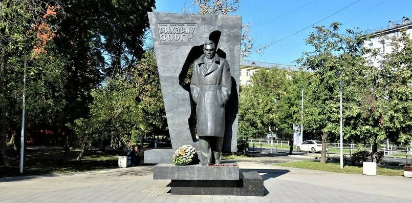 4 октября 1895 года в Бакинском уезде родился Рихард Зорге. А через 90 лет в тихом моск...