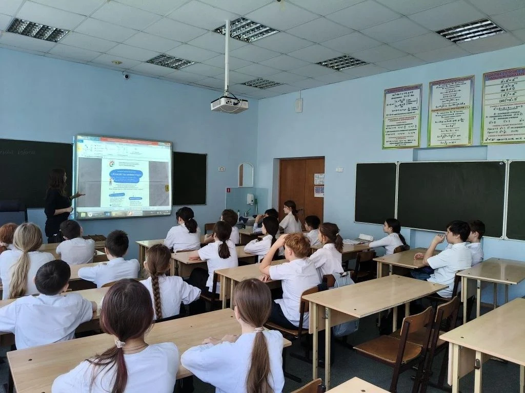 Азбука инвестора: юные финансисты осваивают мир инвестиций!  В рамках увлекательных занятий по финан