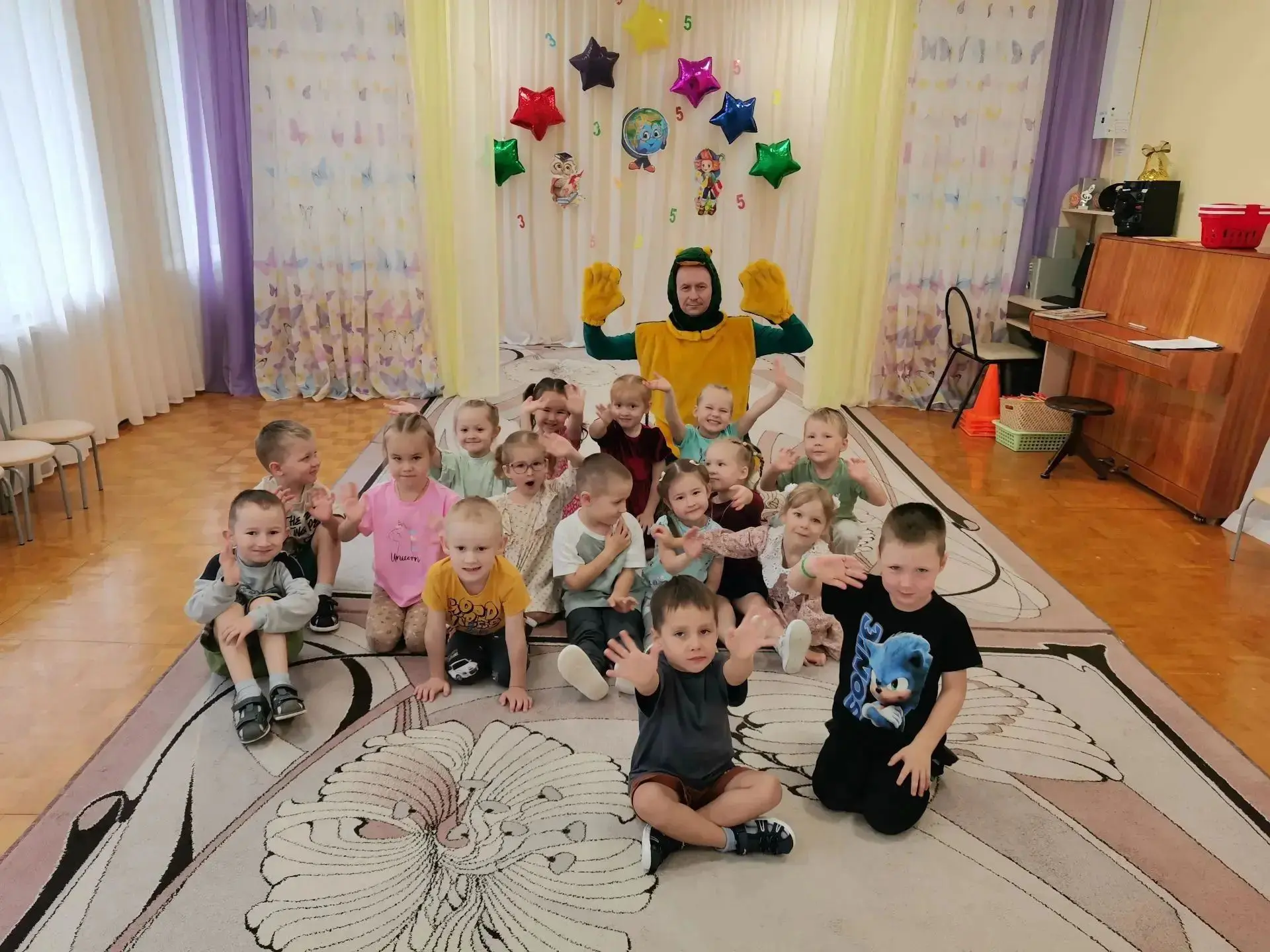 🎉 Весело с Дракошей отметили начало учебного года! 🎉