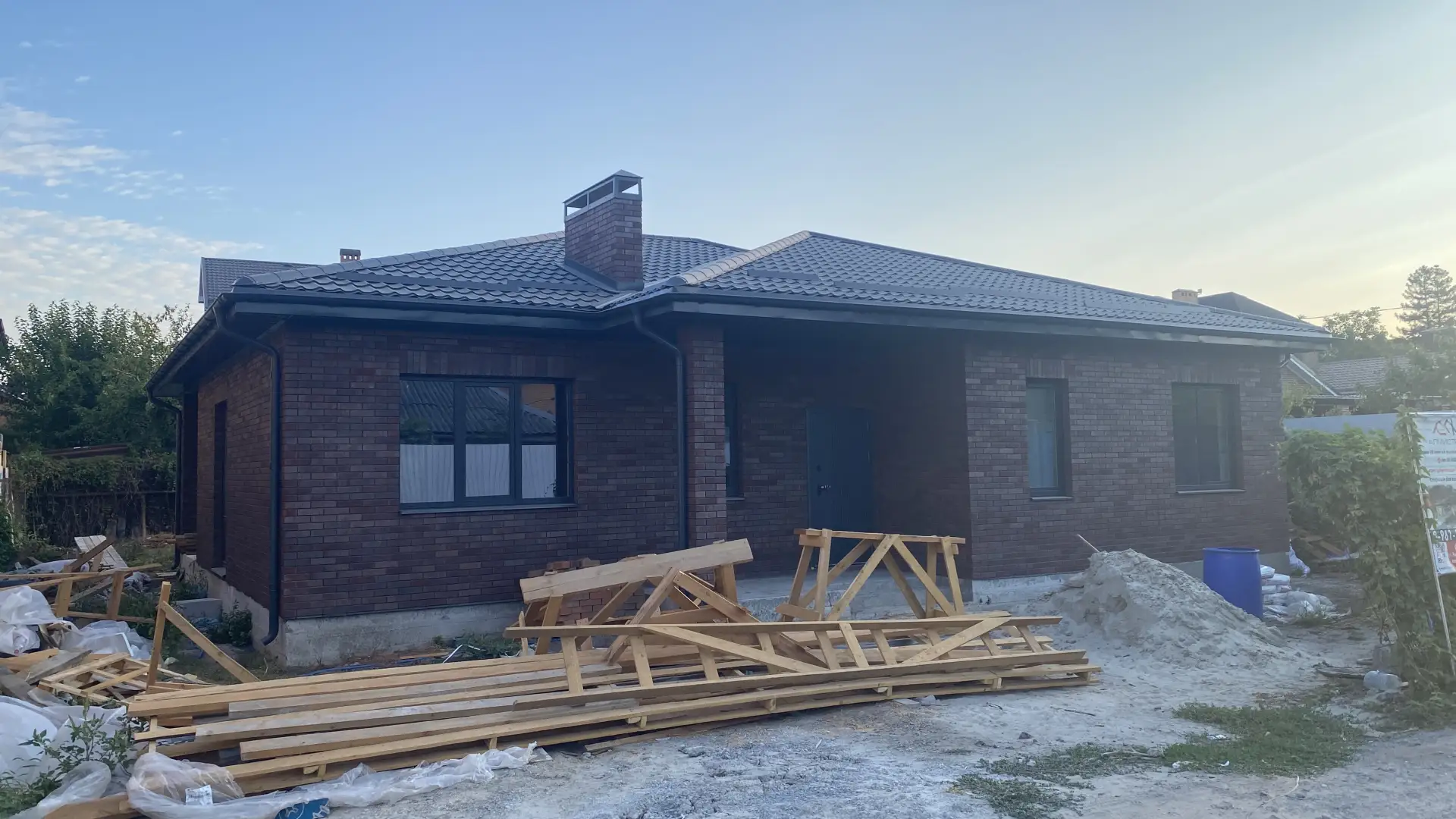 🏠 Завершили важный этап строительства — дом закрыт по тепловому контуру!