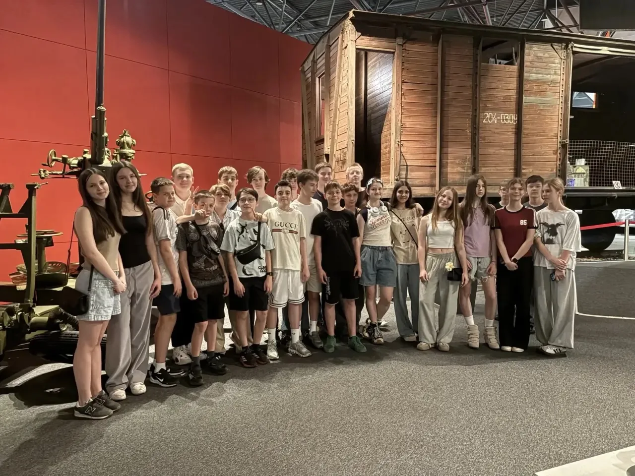 🌟ПУТЕШЕСТВИЕ В ПРОШЛОЕ🌟

🏅Великий праздник, который никого не оставляет равнодушным  - День Побед