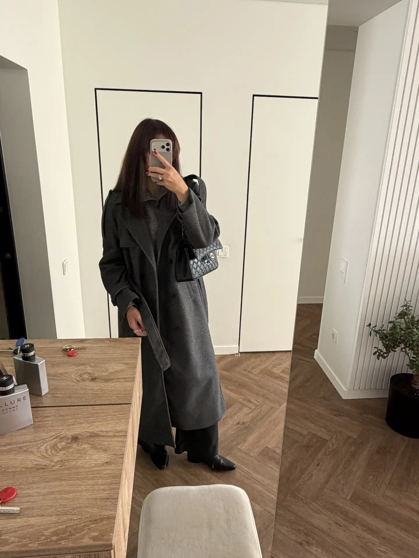 сегодня dark grey 🩶