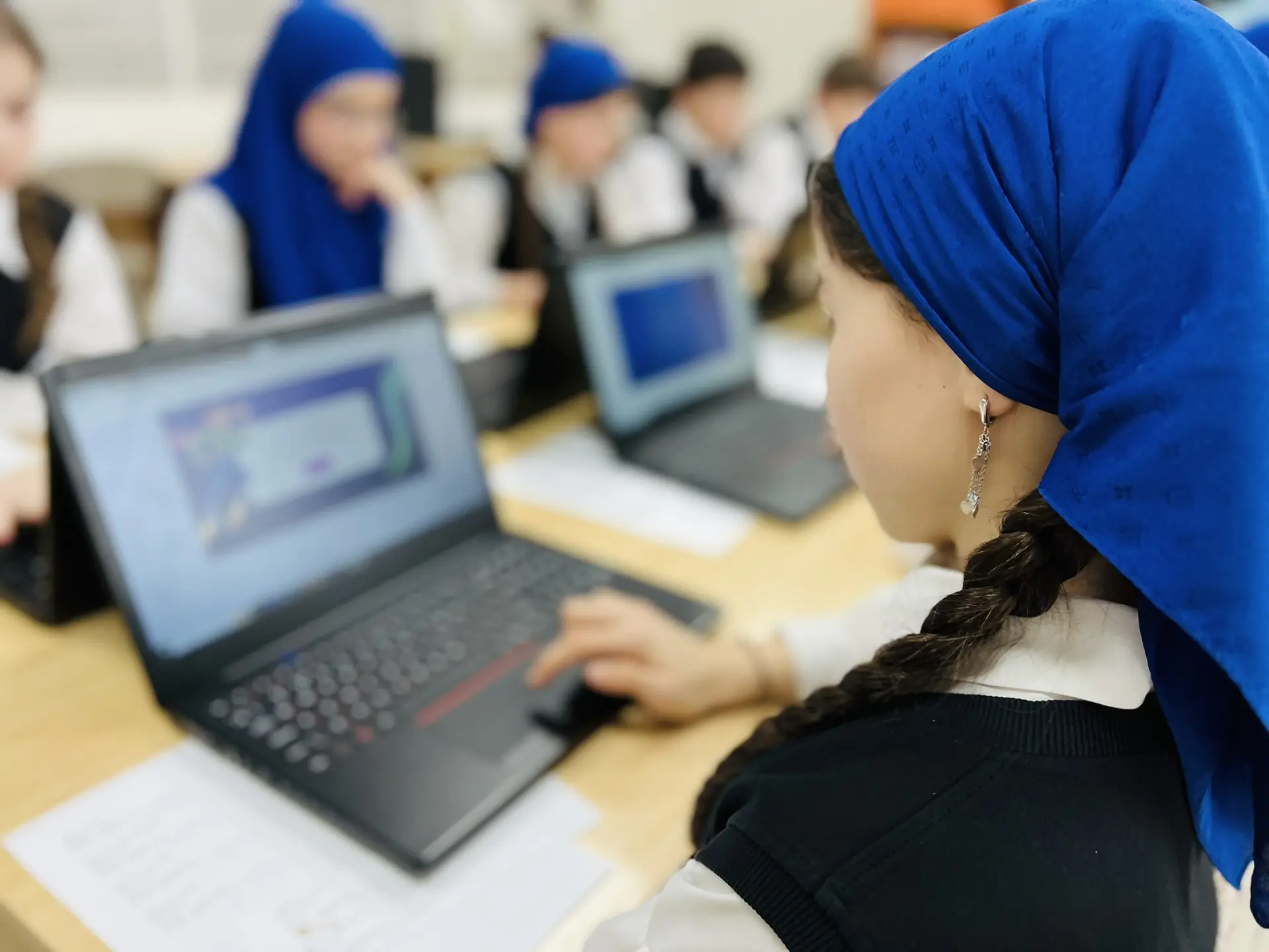 Учащиеся 1–11 классов нашей школы приняли участие в олимпиаде по математике на образовательном порта