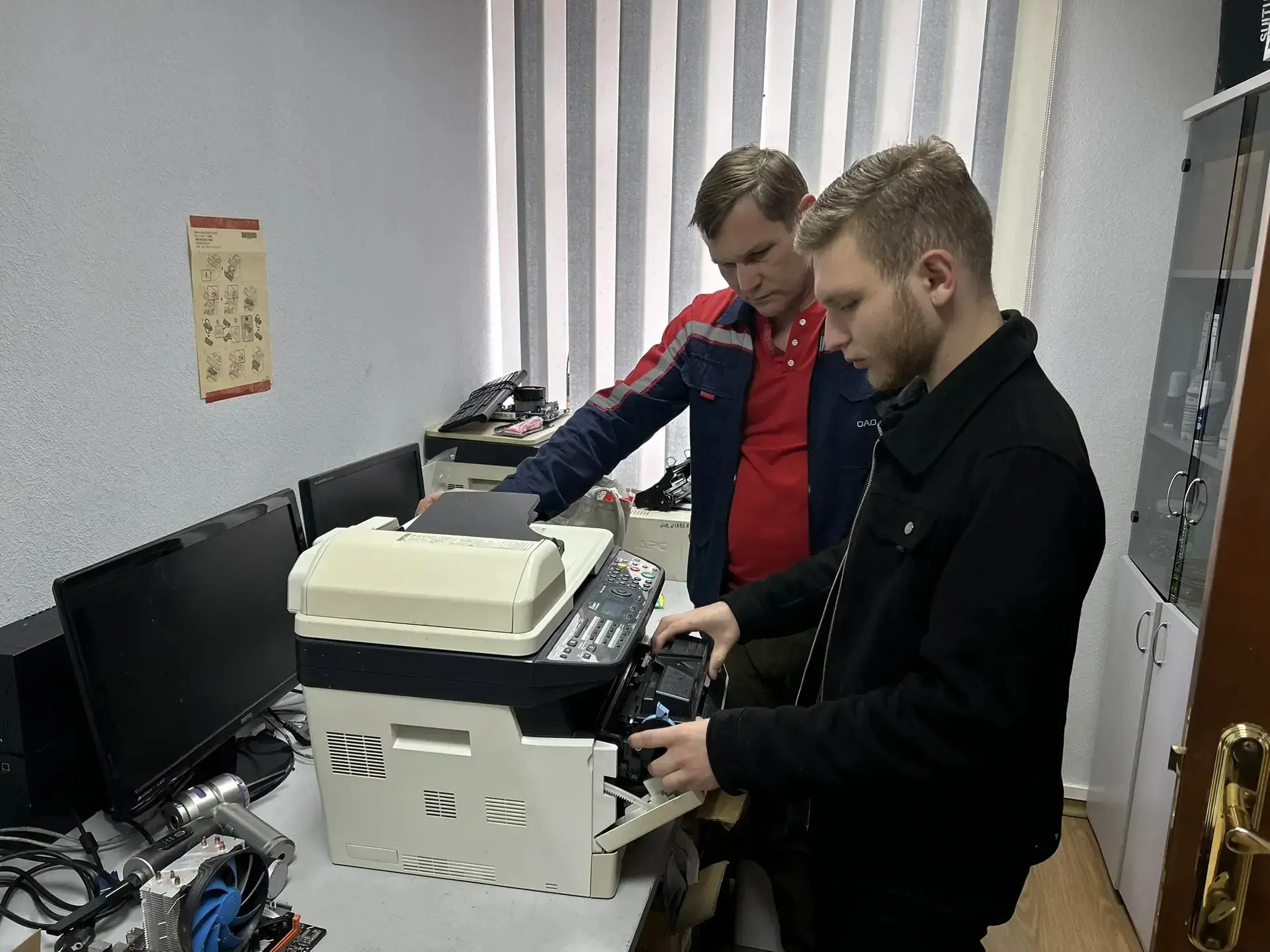 📢 Шаг в профессию: практика позади — диплом близко!  Студенты групп И4А и И4Б специальности 09.02.07
