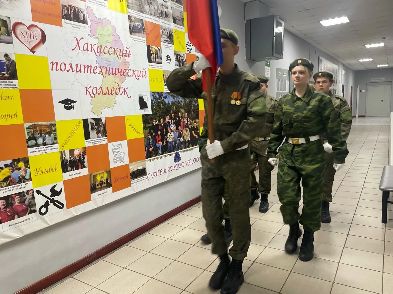 Друзья, поздравляем с новой трудовой неделей!