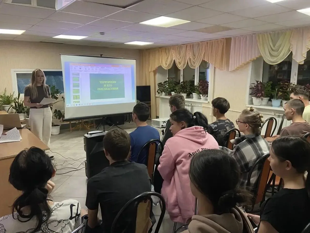 🕊Вместе против общей угрозы.