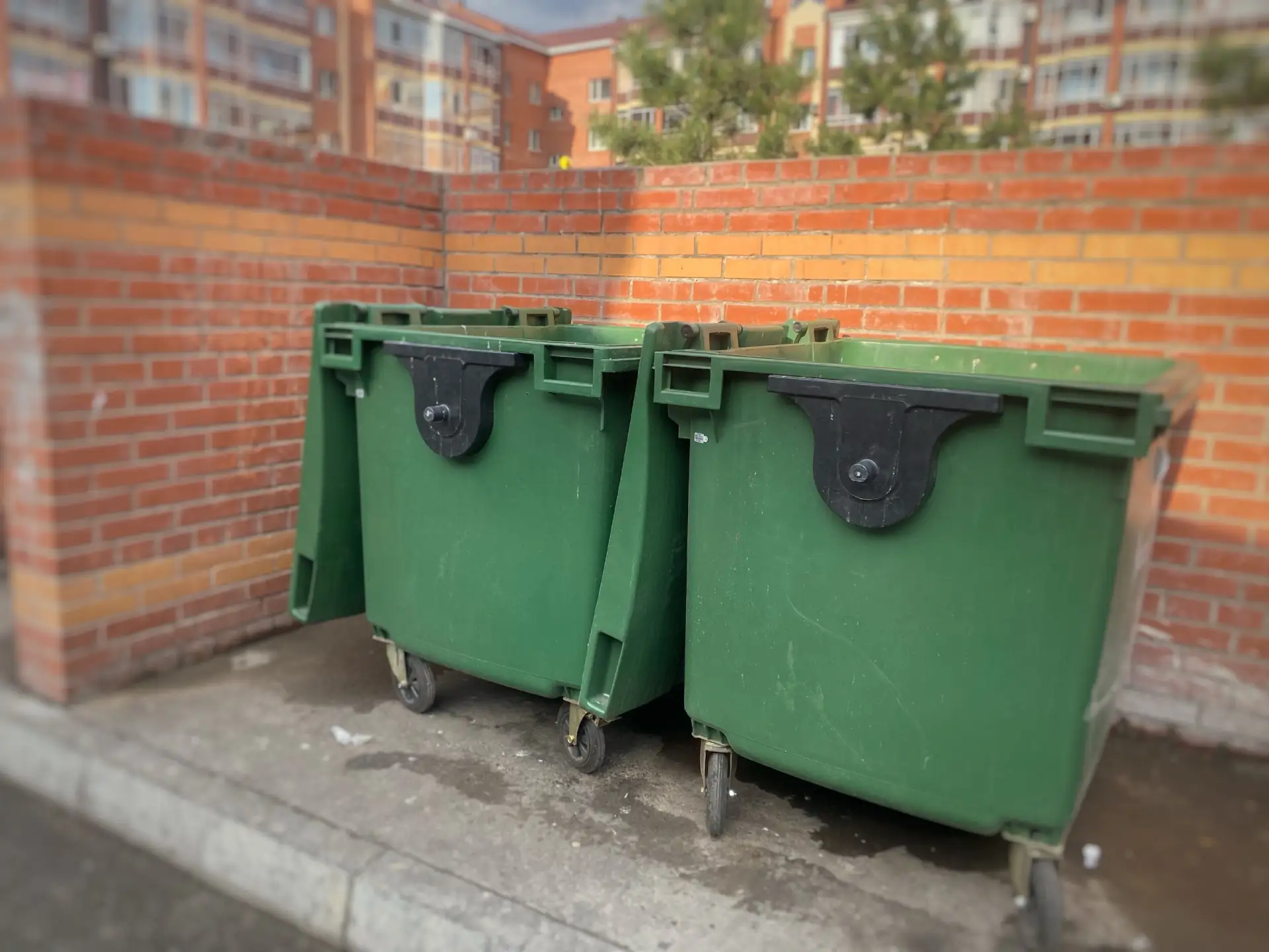 Новые тарифы на вывоз мусора утвердили в Хакасии