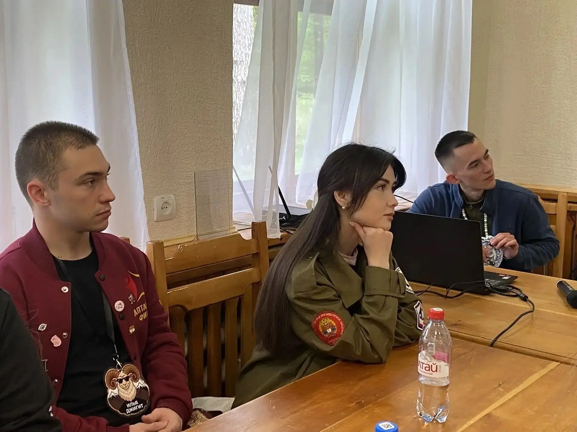 Александр Суразов и Амыр Аргамаков встретились со студентами Алтайского филиала РАНХиГС — участникам