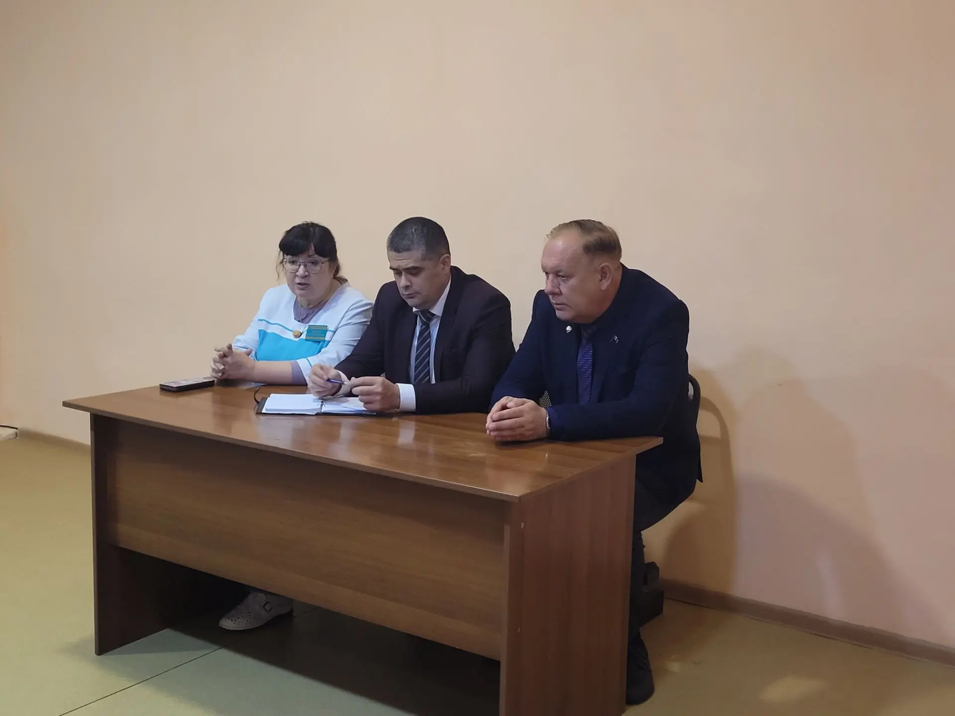 Рабочий визит в район: замминистра здравоохранения Забайкалья обсудил с медиками самые ...