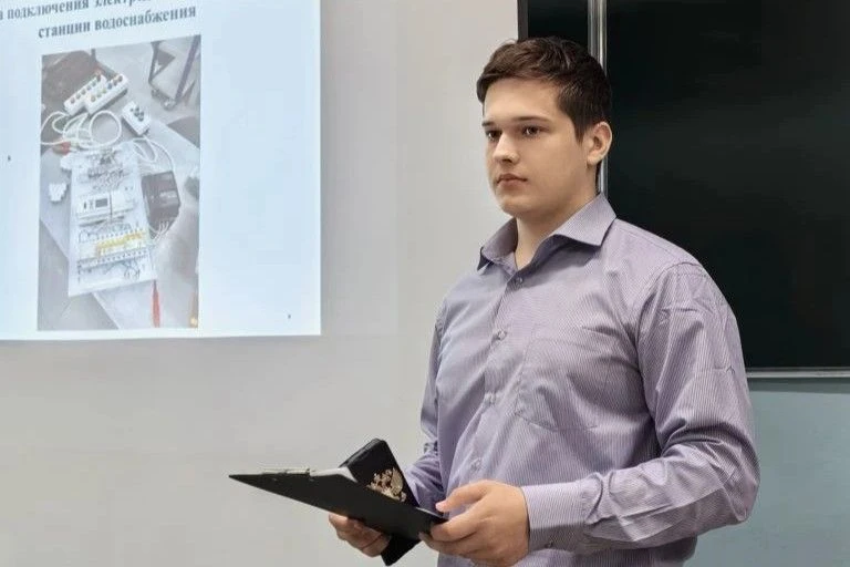 ⚡️ Защита дипломов на «Электроснабжении»! ⚡️

На отделении машиностроения и энергетики техникума сос