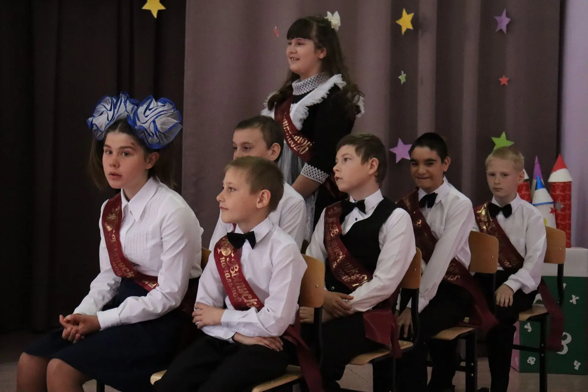 Выпускной в 4‑м классе — волнующий рубеж в школьной жизни! 💫
