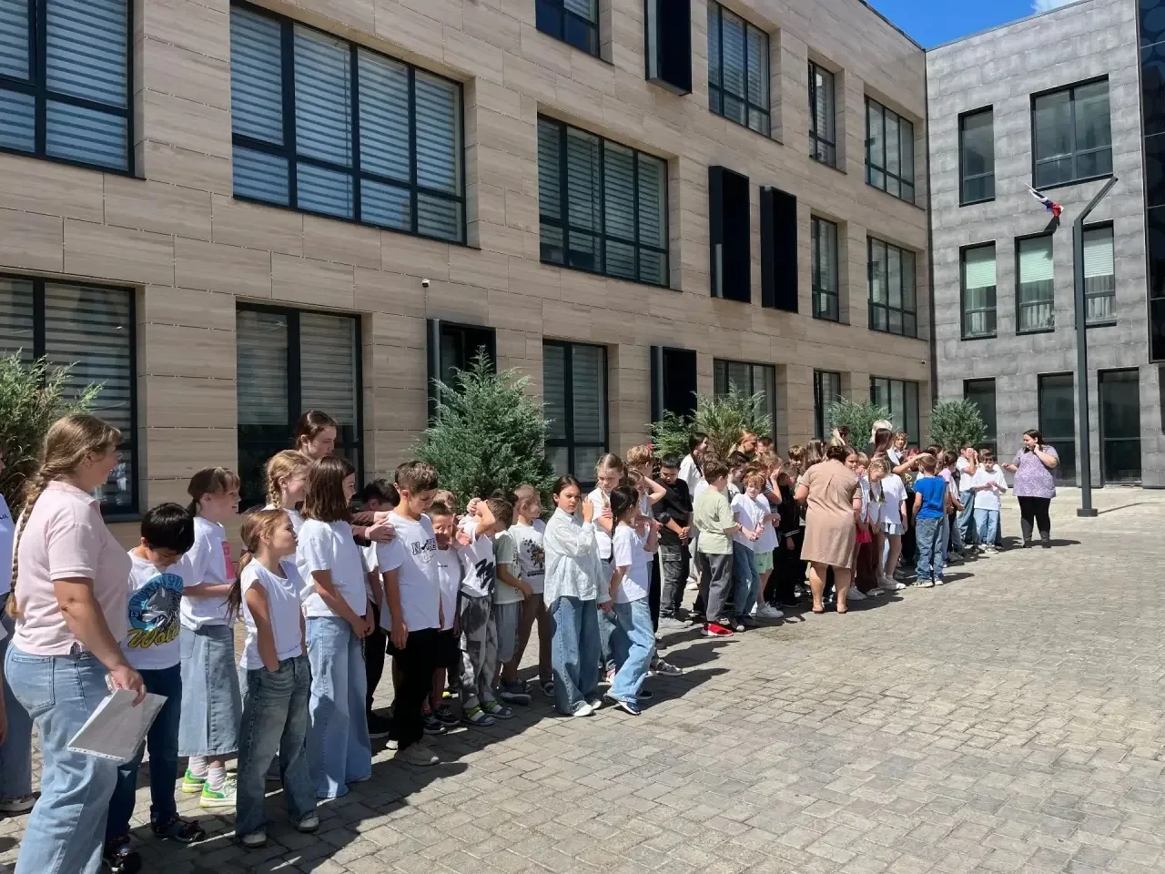🚨 В лицее прошла учебная эвакуация!

Такие тренировки — ключ к спокойствию в экстренной ситуации. О