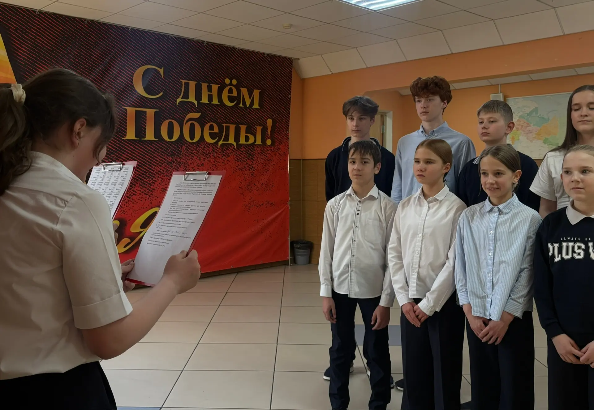 Добрая память не терпит тишины. Именно под таким девизом в нашей школе прошло трогательное патриотич