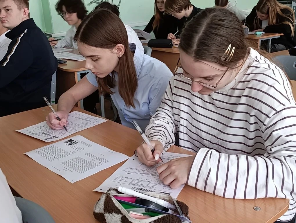💥24 апреля, учащиеся МАОУ СОШ № 79 приняли участие во Всероссийской акции «Диктант Победы»❤️‍🔥  Это 