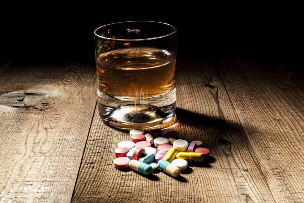 С чем нельзя смешивать алкоголь 🥃