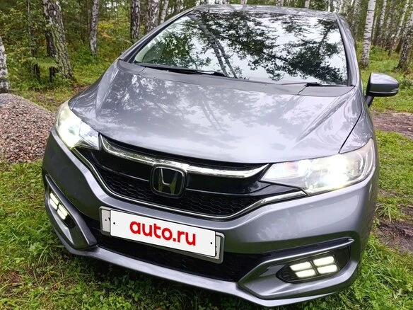 🚗 Модель: 2018 Honda Fit III Рестайлинг