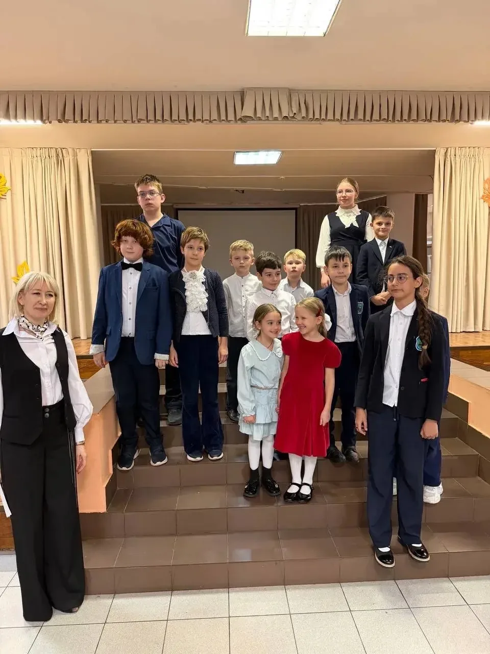 🎶 Весна, зазвучавшая в клавишах!  26 марта в отделении начальной школы прошел поистине волшебный веч