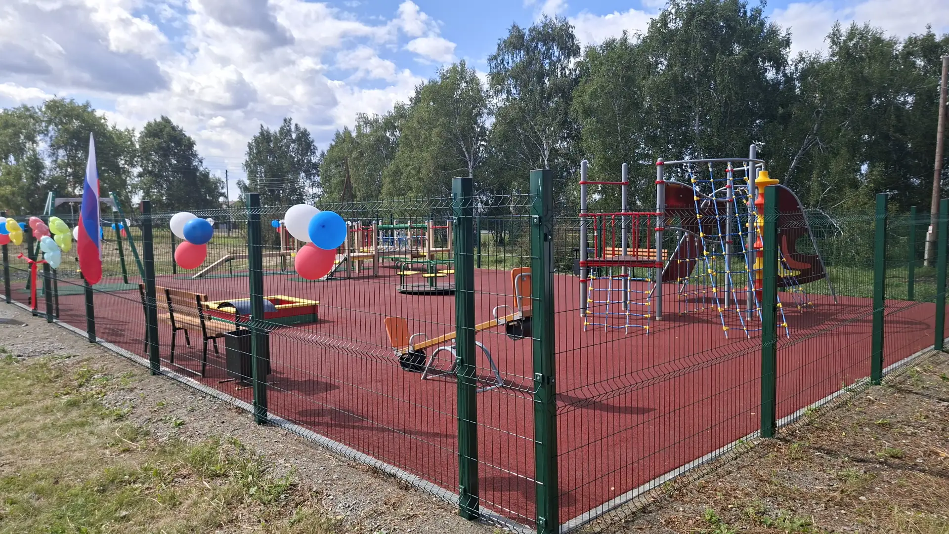 ☀️Место для встреч детворы деревни Водопойка