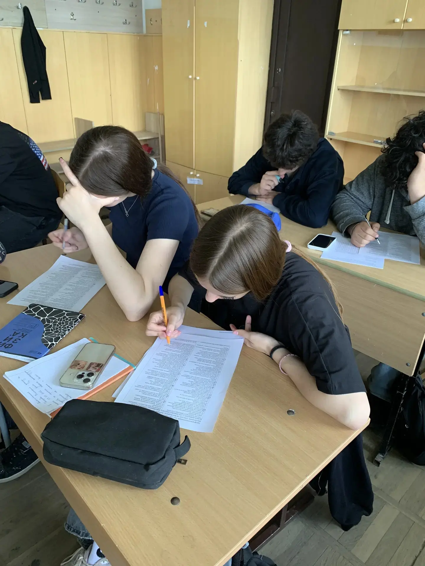 В рамках профориентационных занятий для учеников 9 классов было проведено профессиональное тестирова