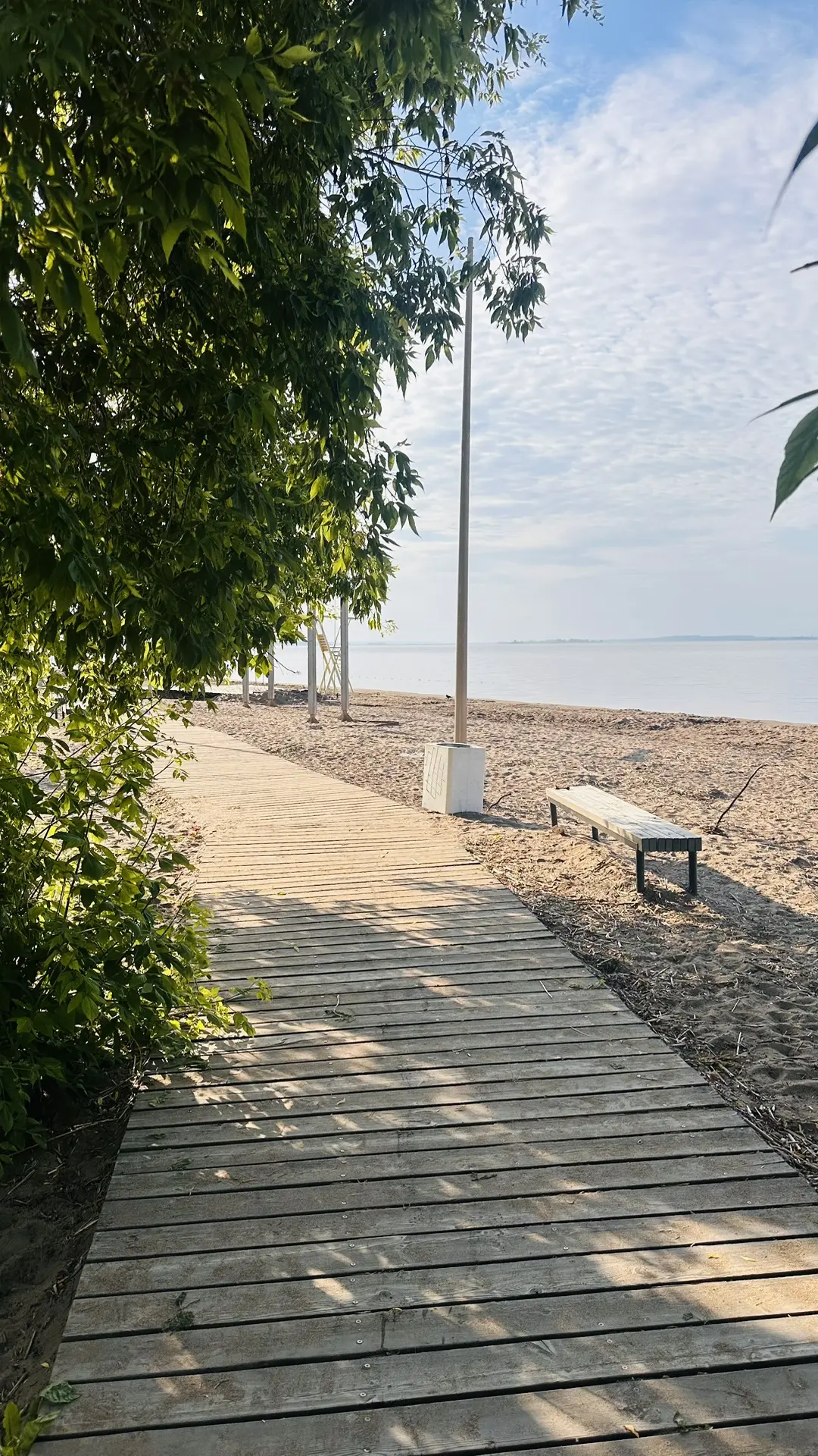 ⛱️ Пляж в Рыбной слободе 

Пока не закончилось лето, напомню про ещё один пляж недалеко от Казани 

