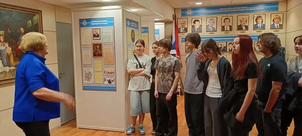 #сКлассомКлассно   Увлекательный день прошёл у наших восьмиклассников! Представляете, ребята из меди