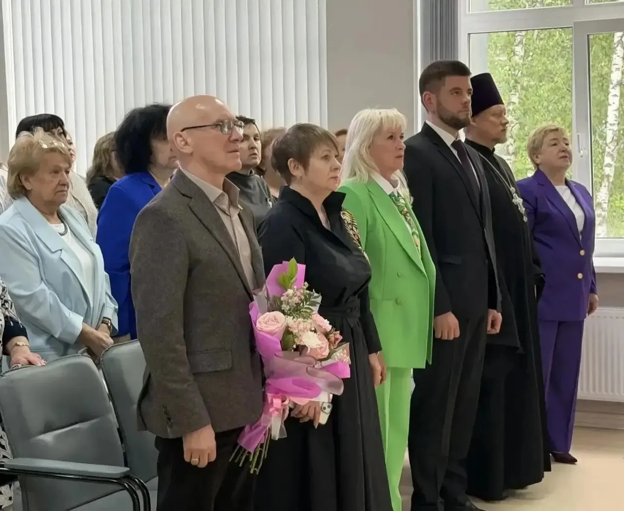 В школе №16 города Серпухова прозвенел Последний звонок для выпускников 11 класса 2026 года. Этот де