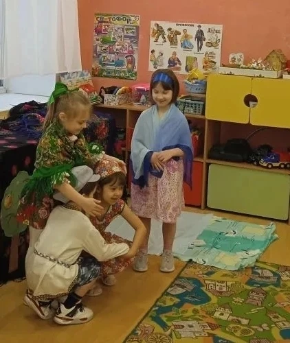 🎭27 марта в нашем детском саду прошел тематический день посвященный Всемирному дню театра🎭
✨Дети с