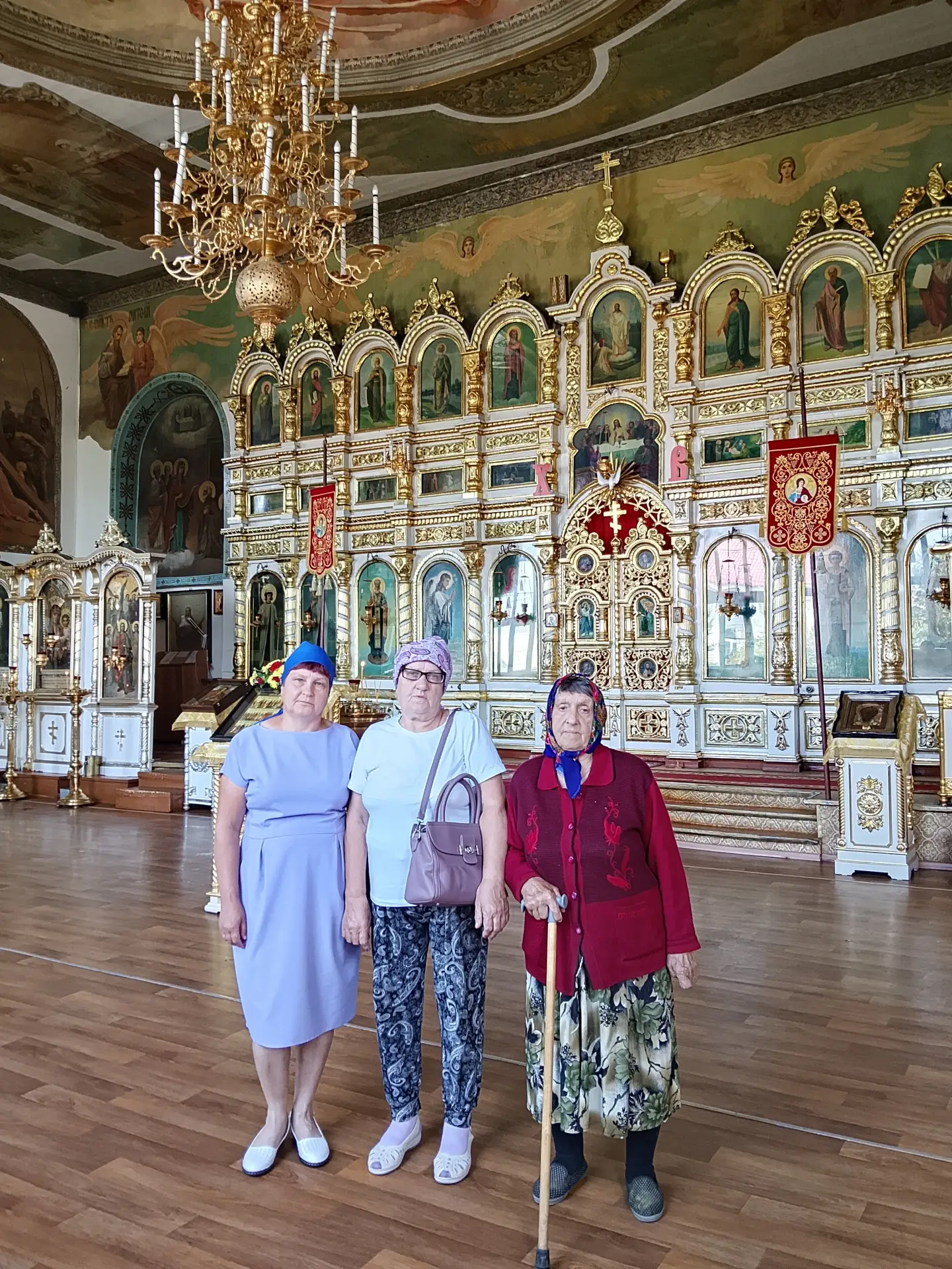 Получатели социальных услуг ГАУ СО «КЦСОН Балашовского района» из села Сухая Елань сове...