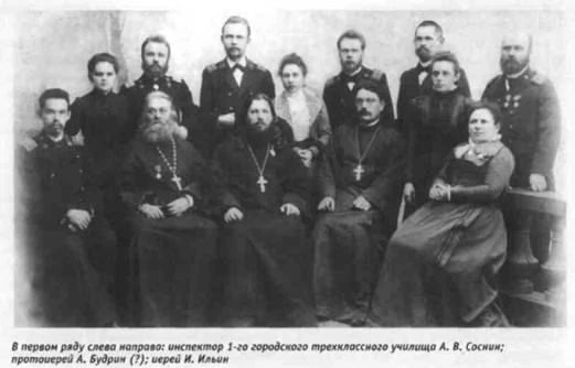 Тихие шаги по каменным плитам храма, запах ладана, шёпот молитв... 
За этой атмосферой стоит титанич