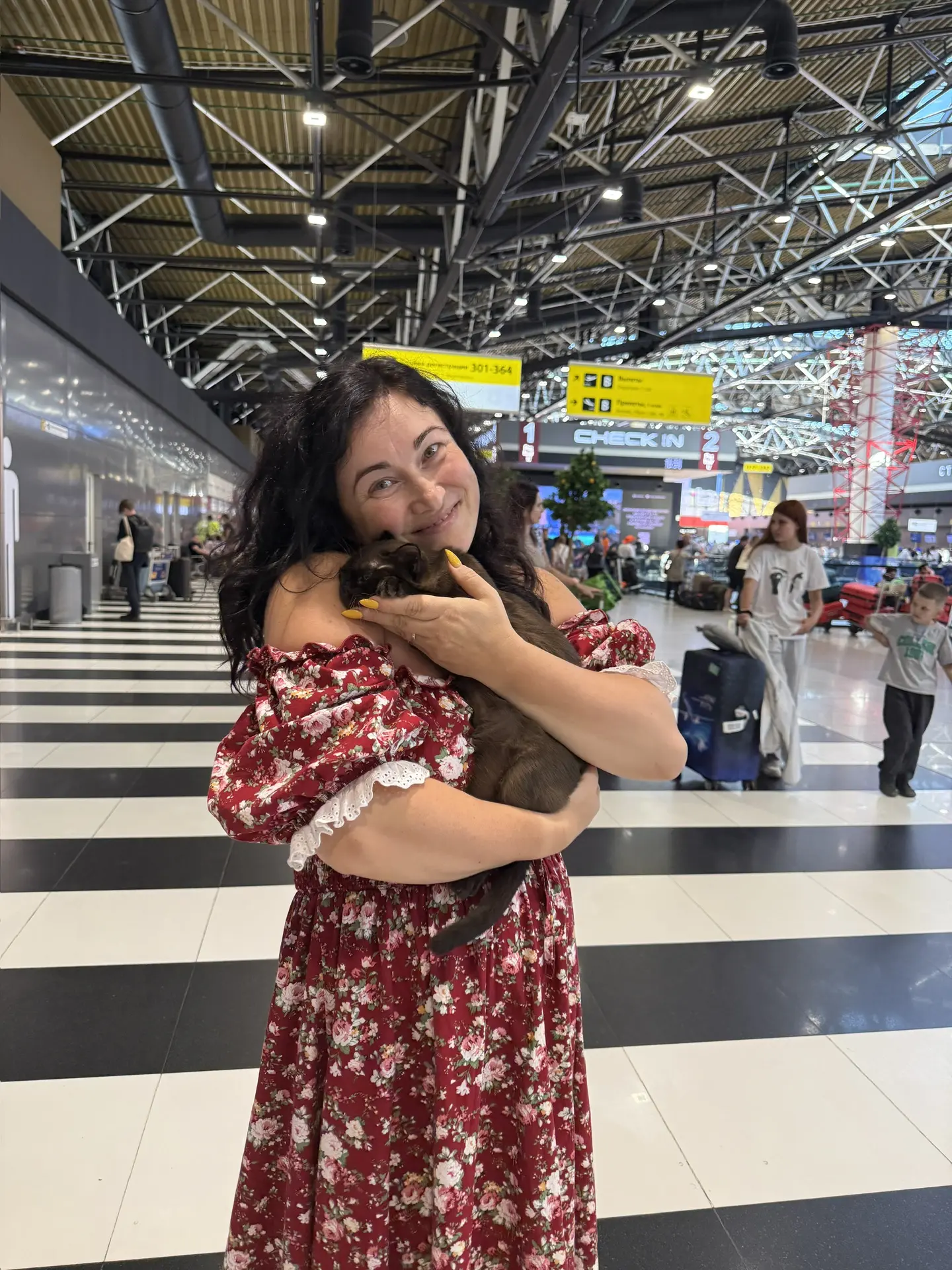 Дашутка долетела 🤗 и уже подружилась с Шанти 🥰