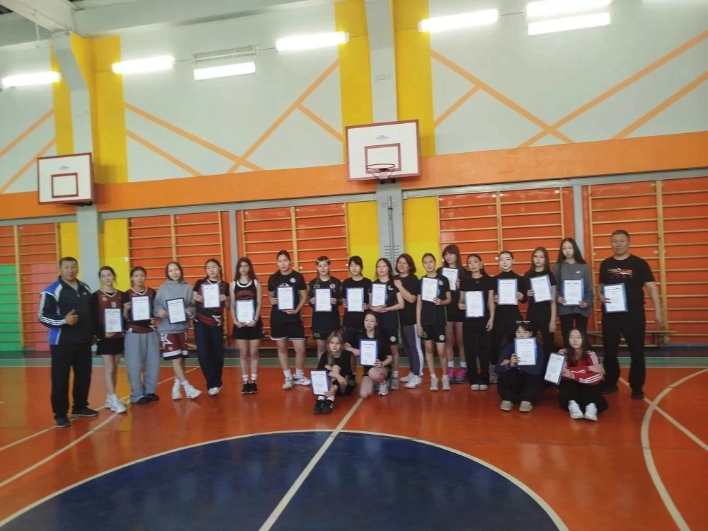 🏀 Наши девушки — в тройке лидеров! 🟢С 18 по 26 апреля в Якутске прошло первенство города по баскетбо