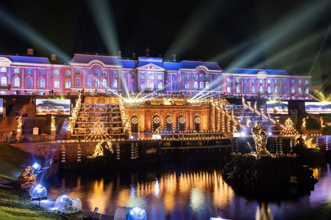 😍Фестиваль фонтанов пройдет в Петергофе 26 и 27 сентября