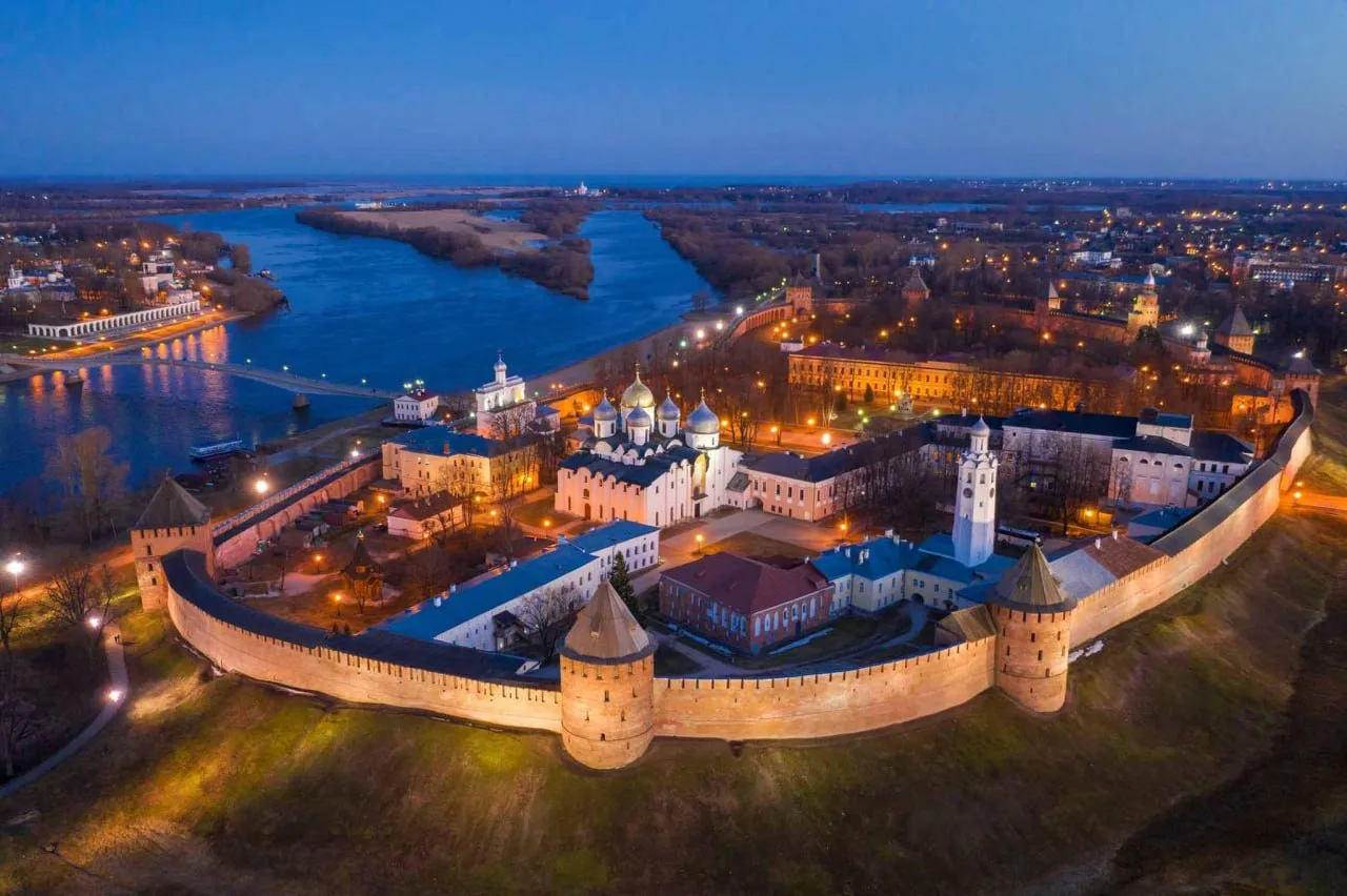 ВЕЛИКИЙ НОВГОРОД  ⭐️ Новгородская область входит в состав Северо-Западного федерального округа Росси