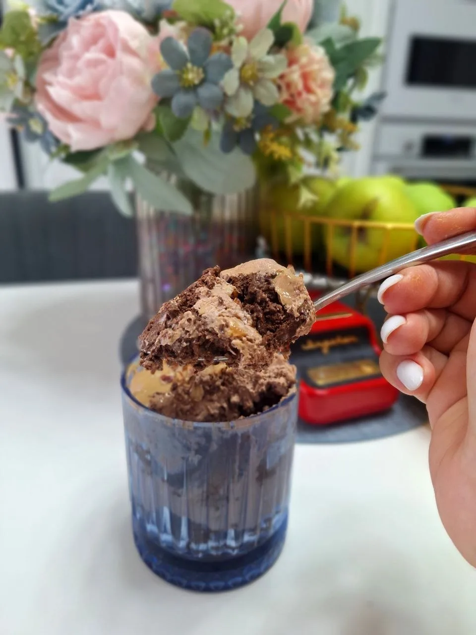 🍫Высокобелковый десерт  без добавленного сахара.
Сытный, вполне плотненький десерт — в условиях жар