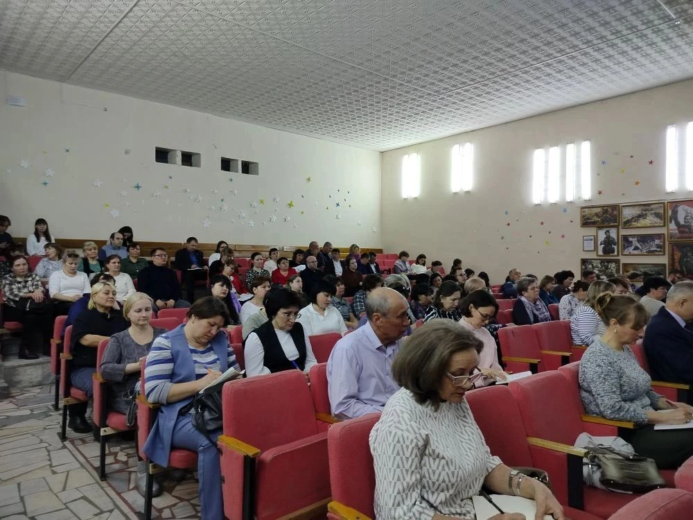 Новые учебники, краеведение, современные ресурсы: учителя истории повысили квалификацию  Слушателями