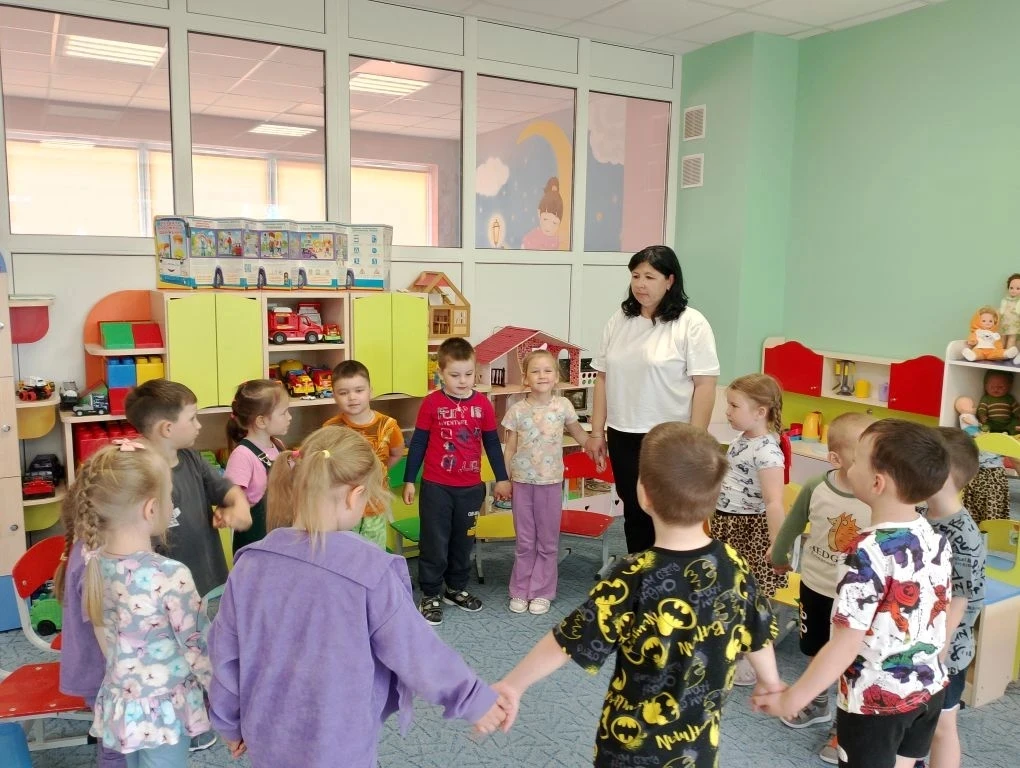 Международный день семьи, отмечаемый 15 мая, стал отличным поводом для проведения темат...