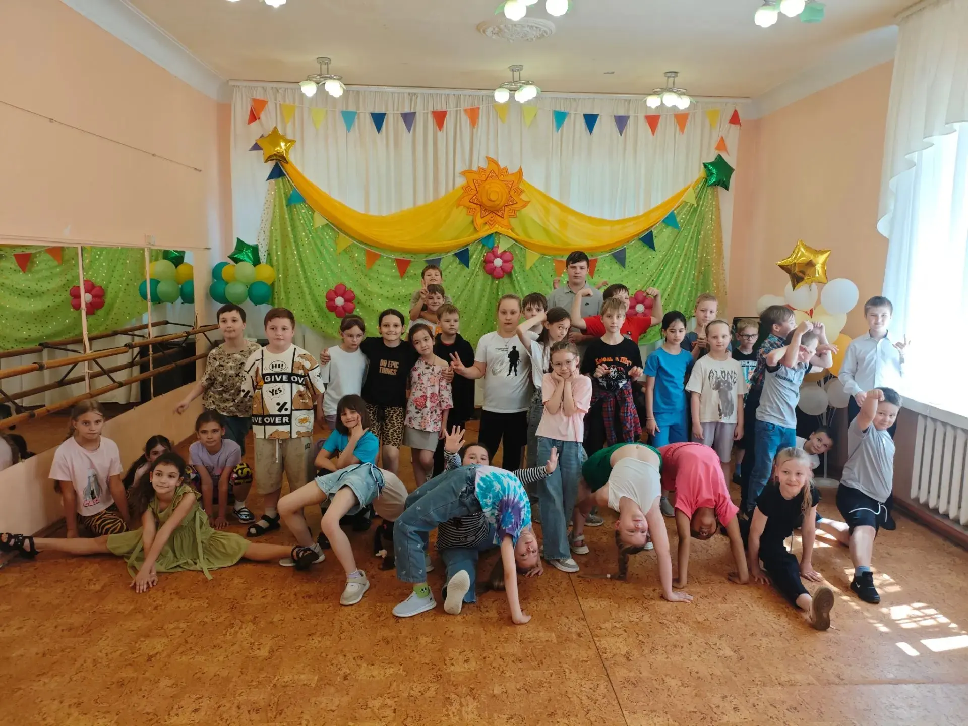 🎉️В нашем Центре творчества прошла яркая игровая программа «Ура, каникулы!»

Участниками мероприяти