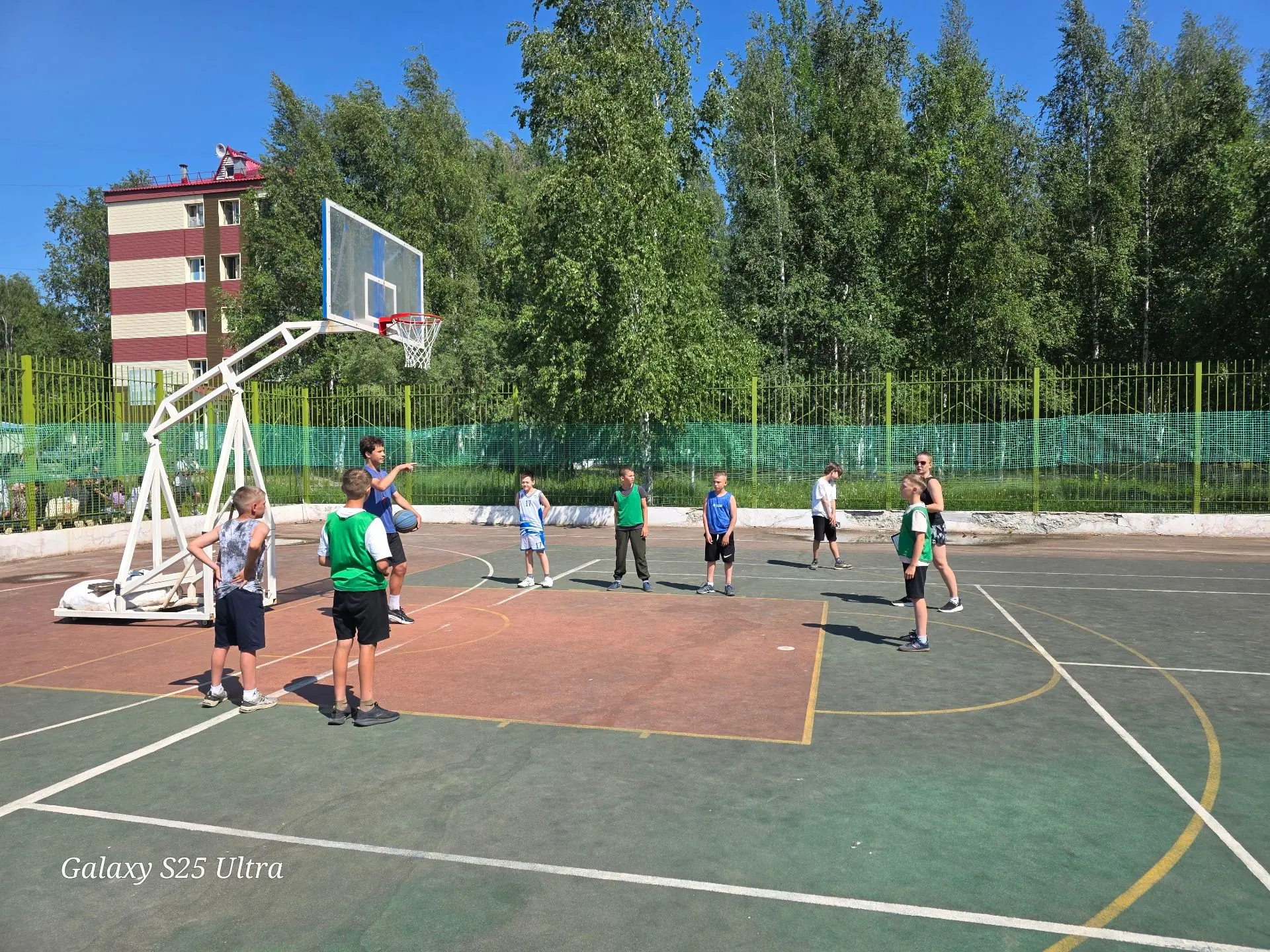 🏆 Мы — бронзовые призёры «Малых Олимпийских игр»! 🏆

17 и 18 июня наш дружный второй отряд под рук