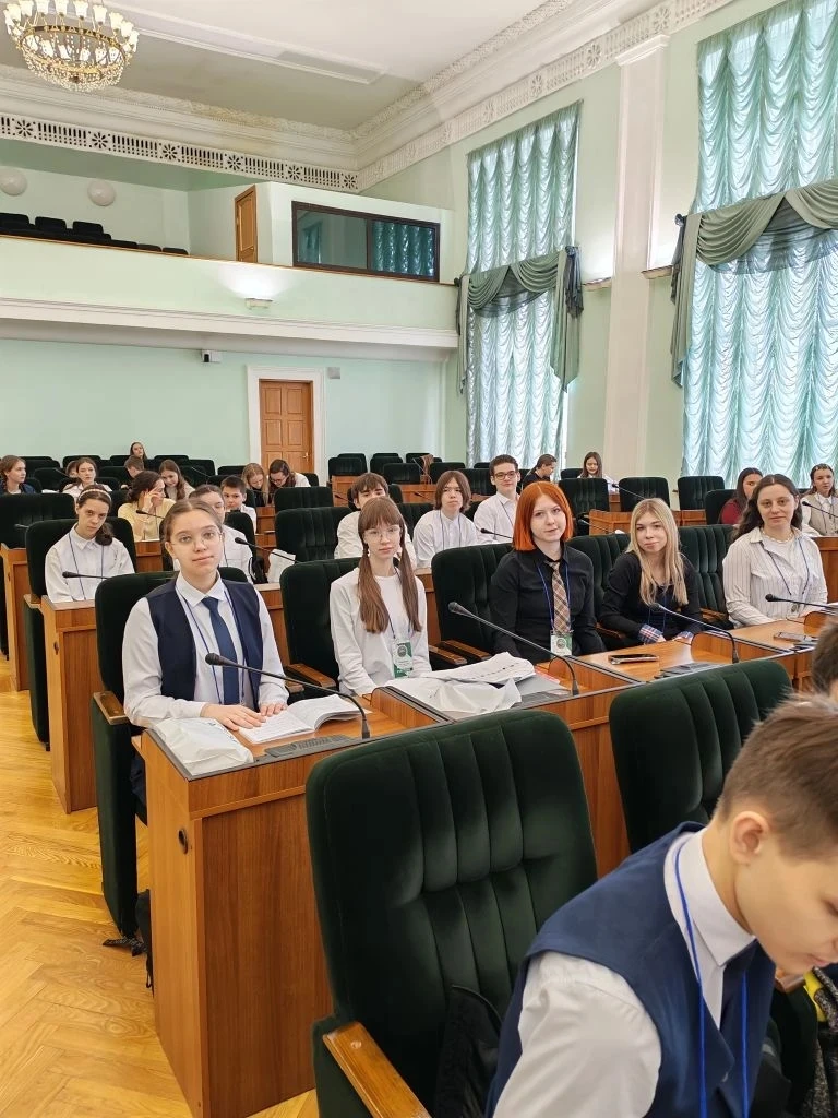 30 марта 2026 года торжественно открылась Геологическая сессия открытой региональной геошколы Алтынт