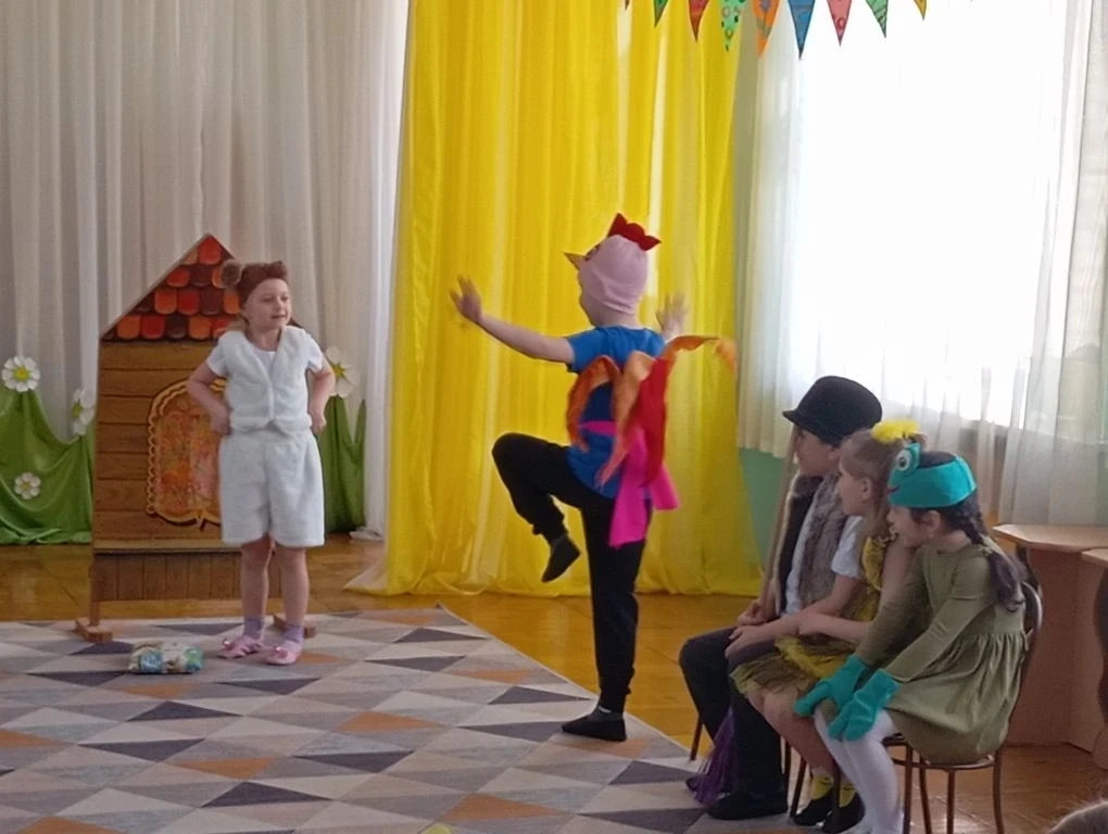 #ВРЕМЯДЕТСКОГОСАДА120  🎭Эта неделя в нашем саду выдалась по-настоящему театральной! Ребята средней, 