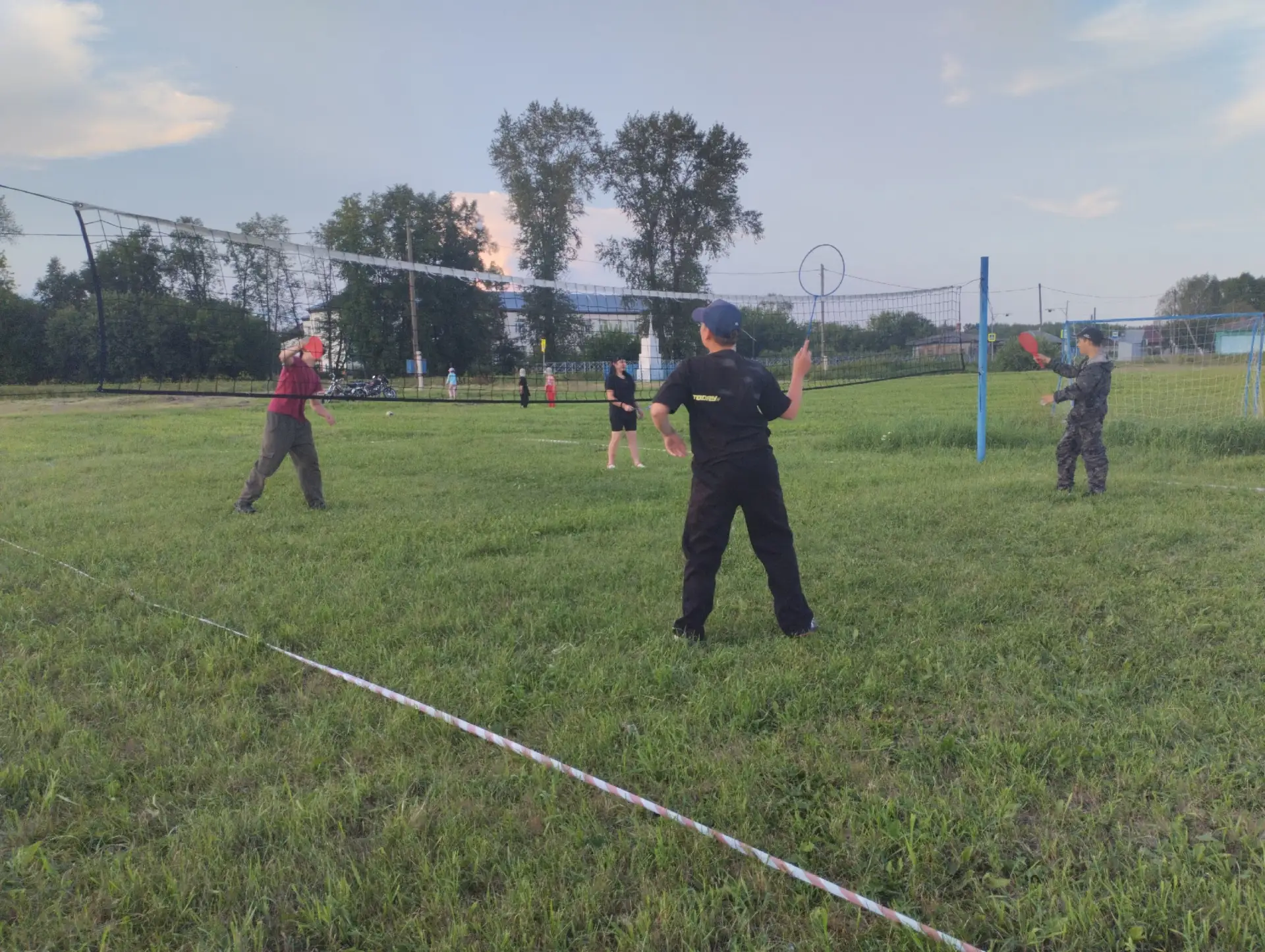 В селе Кротово на дворовой площадке прошел День подвижных игр, посвященное Году единства народов Рос