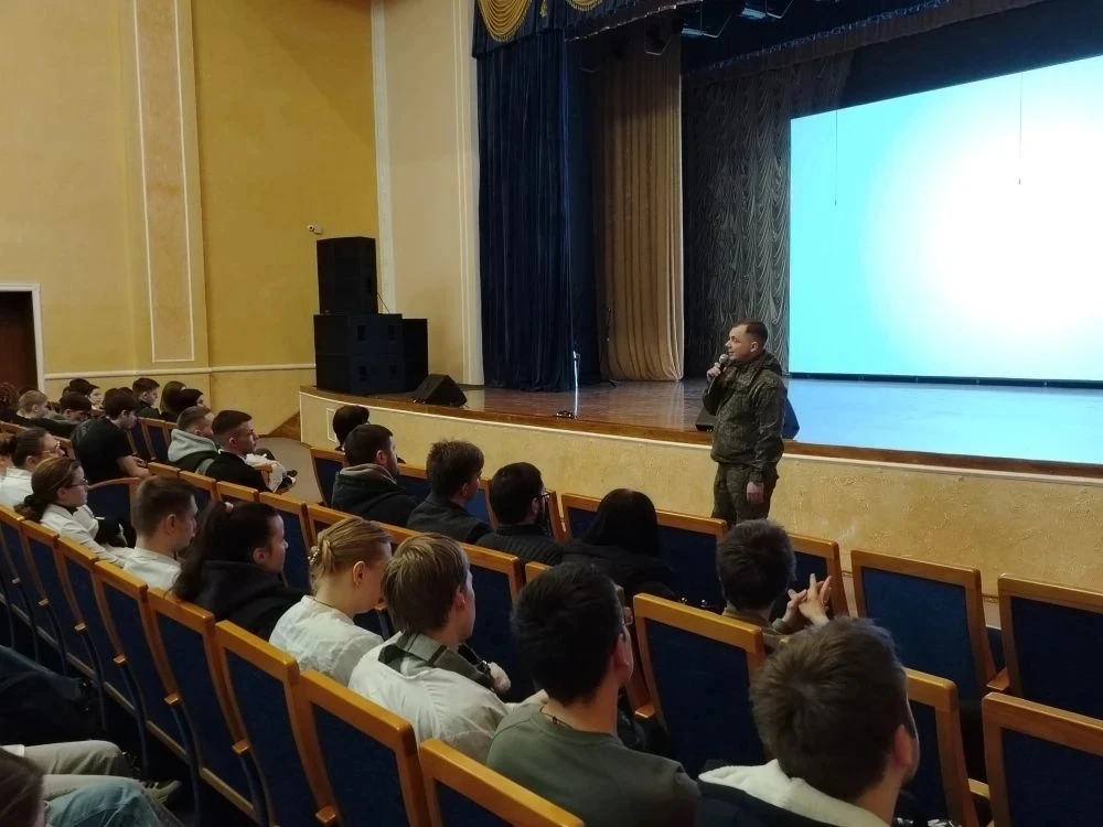 Эхо войны в объективе современности 🎥  В университете состоялся показ фильмов от Межрегионального по