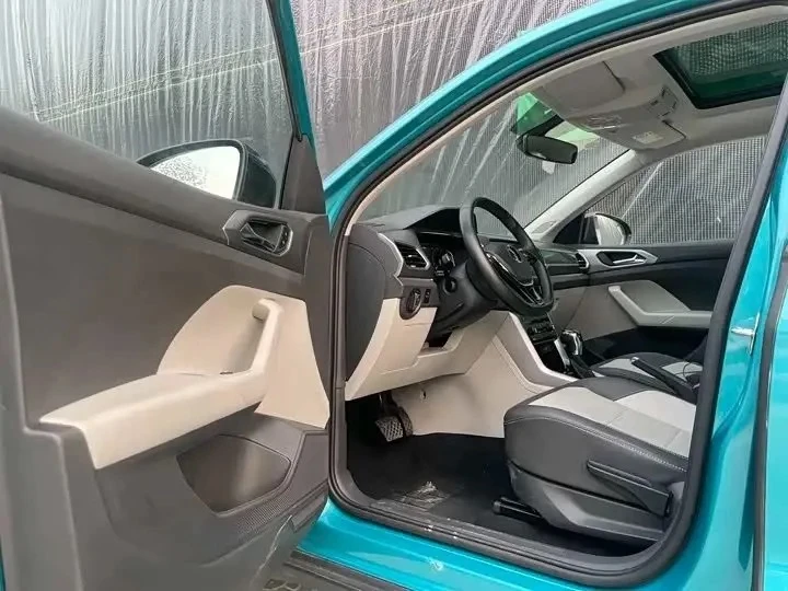 🚘💥Так же делимся двумя предложениями из Китая на Volkswagen T-Cross   1️⃣VW T-Cross  — 2022г., 1.4л.